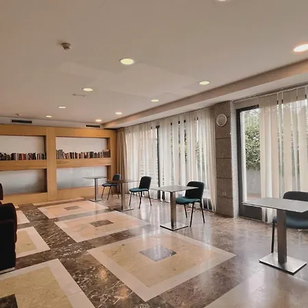 Hotel-Apartamentos Tartesos Las Rozas de Madrid Zewnętrze zdjęcie